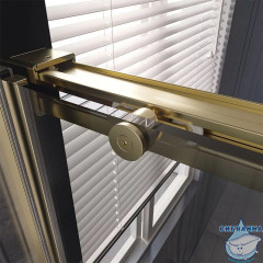 Душевое ограждение Veconi Premium Trento 150x90 профиль золото брашированное, стекло прозрачное PTC40-SP-15090-G-01-C4 (без поддона)