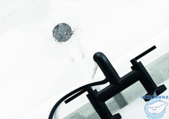 Смеситель для ванны Kludi Nova Fonte Puristic 205403915 (черный матовый)