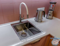 Смеситель для кухни Omoikiri Yatomi 4994250 (хром/белый)