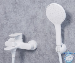 Смеситель для ванны Wassercraft Mindel 8501 с аксессуарами (белый)