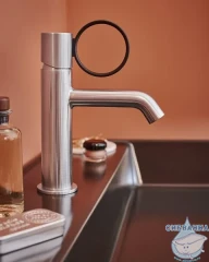  Смеситель для раковины Jacob Delafon Vivienne Signature E38682-LB2-G (серебро/черный)