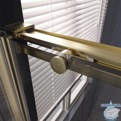 Душевое ограждение Veconi Premium Trento 130x100 профиль золото брашированное, стекло прозрачное PTC40-SP-130100-G-01-C4 (без поддона)