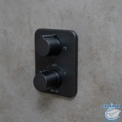 Душевая система Lemark Bronx 300 1 режим LM3749BL (черный матовый)