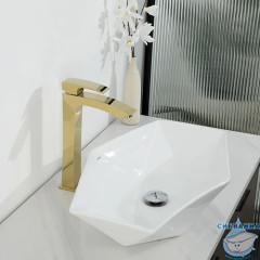 Смеситель для раковины Gappo G1007-32 (без донного клапана) (золото)