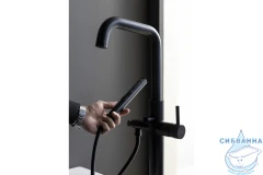 Смеситель для ванны напольный Allen Brau Priority 265371 (черный матовый)