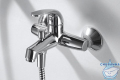 Смеситель для ванны Bravat Fit F6135188CP-B-RUS с душевым гарнитуром