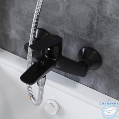Смеситель для ванны Damixa Jupiter 771000301 (черный матовый)