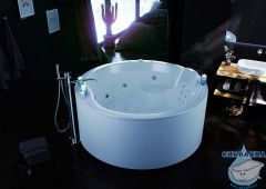 Акриловая ванна Aquatek Аура 180 с каркасом