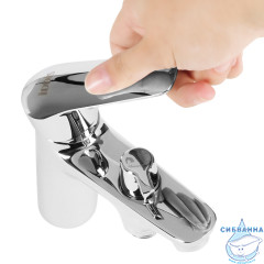 Смеситель для ванны на борт Iddis Torr TORSB10i07 с душевым гарнитуром (хром)