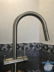 Смеситель для кухни Omoikiri Akita-S-BN 4994302 (нержавеющая сталь)