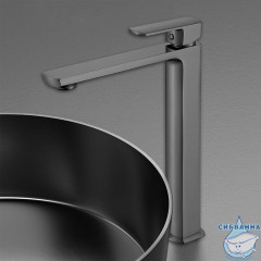 Смеситель для раковины Vincea Next VBF-1N2GM (вороненая сталь)