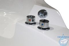 Акриловая ванна с гидромассажем Loranto CS-831N 155x155 с каркасом