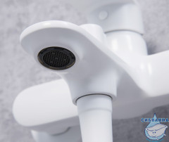 Смеситель для ванны Wassercraft Mindel 8501 с аксессуарами (белый)