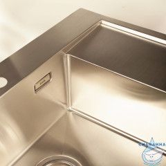 Кухонная мойка Iddis Haze 59 HAZ59SLi77 сатин